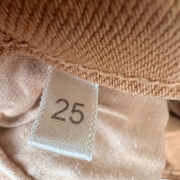 NWT L'AGENCE Camel Distressed‎ Denim Mid Rise Raw Hem Cutoff Jean Shorts 25 - Picture 7 of 7